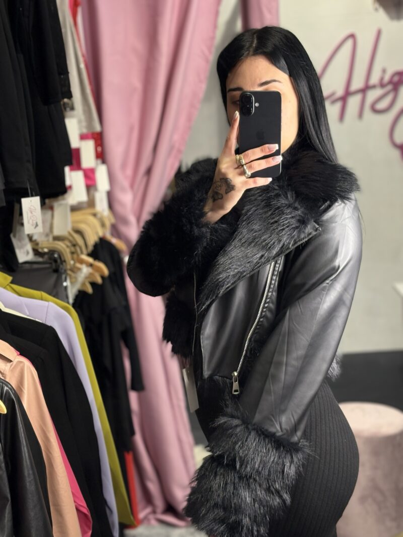 Campera Black Queen - Imagen 2