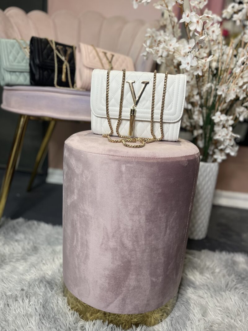 Cartera V